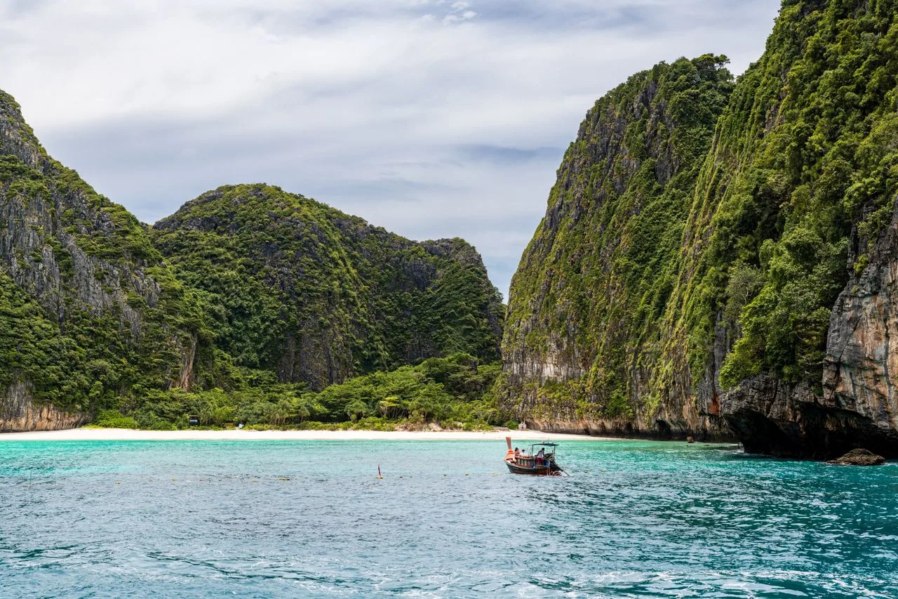 panoramic view while scuba diving in maya bay thailand 