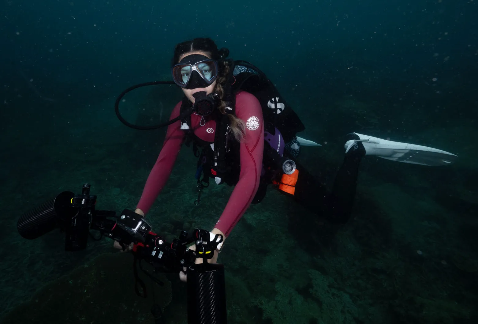 Caro Santamaria diving Puerto Galera with her underwater macro photography setup